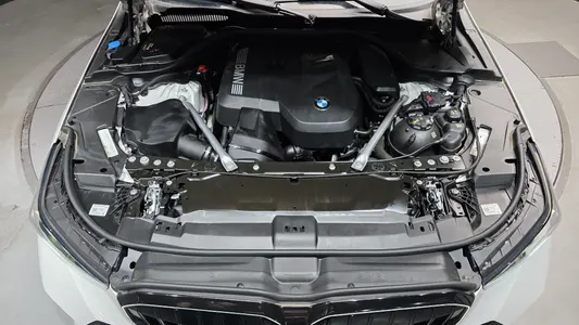 BMW 5 Series (G60) 530i xDrive M 2025 6