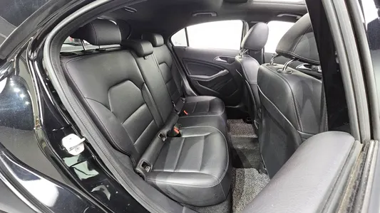 Mercedes-Benz A-Class W176 A200 2018 11