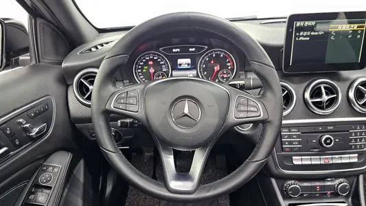Mercedes-Benz A-Class W176 A200 2018 12