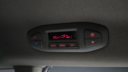 Kia 카니발 9 2019 17