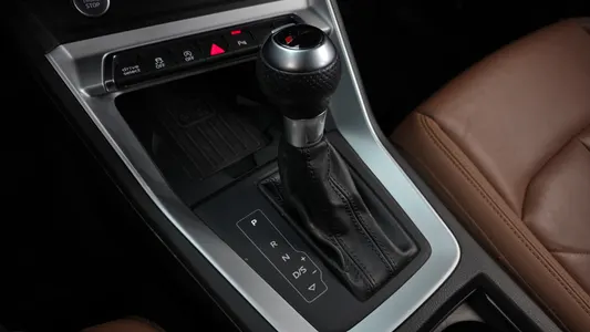 Audi Q3 (F3) 35 TDI 2020 9