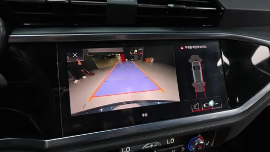 Audi Q3 (F3) 35 TDI 2020 14