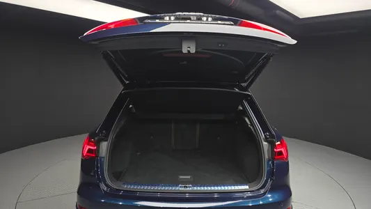 Audi Q3 (F3) 35 TDI 2020 20
