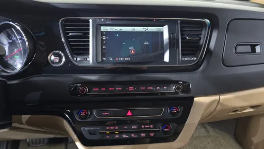 Kia 카니발 7 2015 13