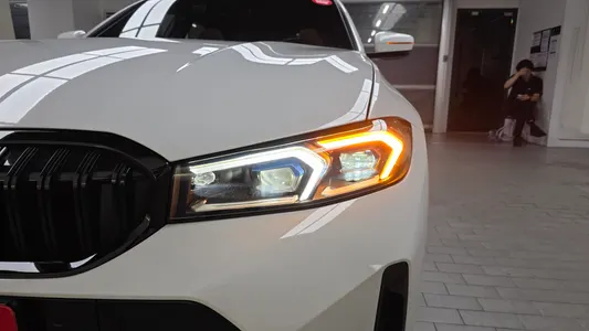 BMW 3 Series (G20) 320i M 2024 22
