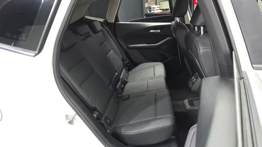 BMW 2 Series Tourer (U06) 220i 2023 12