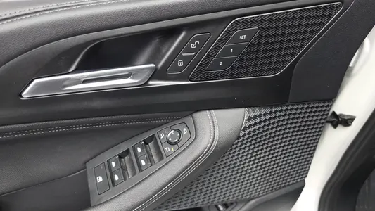 BMW 2 Series Tourer (U06) 220i 2023 29