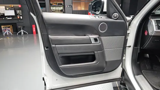 Land Rover 2 3.0 SDV6 HSE 2016 24