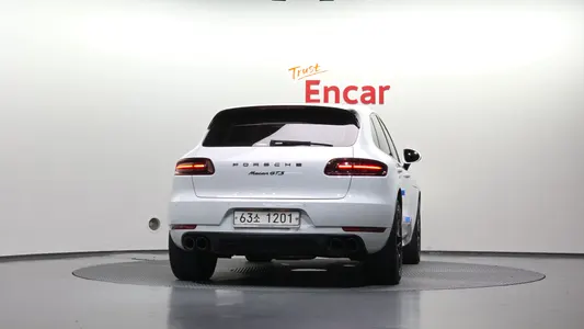 Porsche 마칸 3.0 GTS 2018 4
