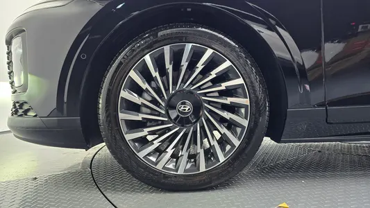 Hyundai (GN7) 2.5 2WD 2026 5