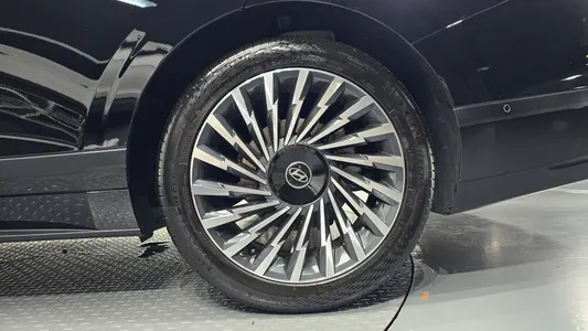 Hyundai (GN7) 2.5 2WD 2026 22
