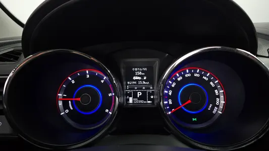 KG Mobility Tivoli LX 4WD 2017 8
