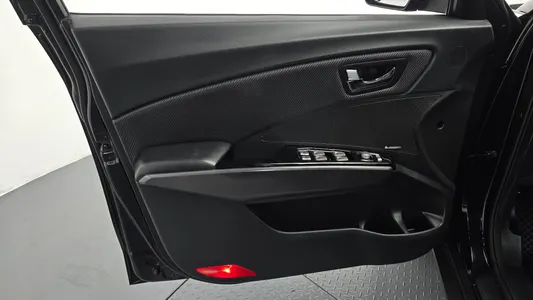 KG Mobility Tivoli LX 4WD 2017 24