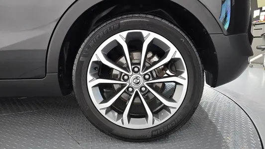KG Mobility Tivoli LX 4WD 2017 21