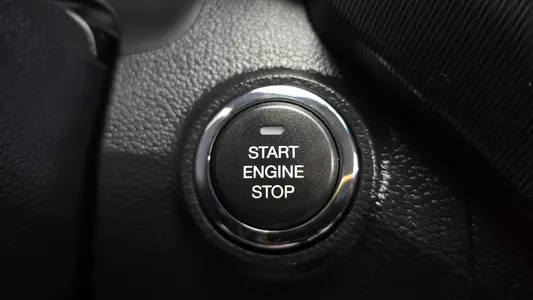 KG Mobility Tivoli LX 4WD 2017 29
