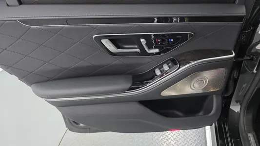 Mercedes-Benz S-Class W223 S500L 4MATIC 2021 25