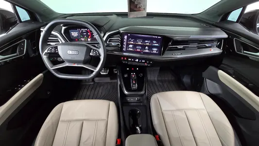 Audi Q4 e- (F4) 40 2022 7