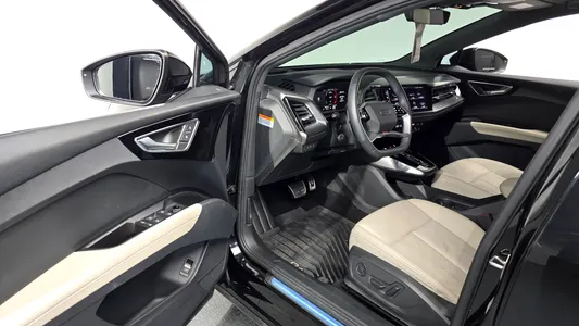Audi Q4 e- (F4) 40 2022 10