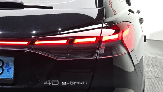 Audi Q4 e- (F4) 40 2022 24