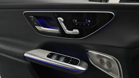 Mercedes-Benz GLC-Class X254 GLC300 4MATIC AMG Line 2023 15