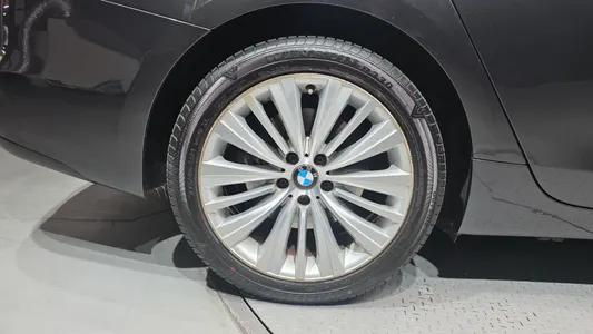 BMW 5 Series GT (F07) GT ED Edition 2015 5