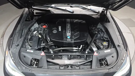 BMW 5 Series GT (F07) GT ED Edition 2015 6