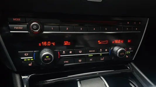 BMW 5 Series GT (F07) GT ED Edition 2015 18