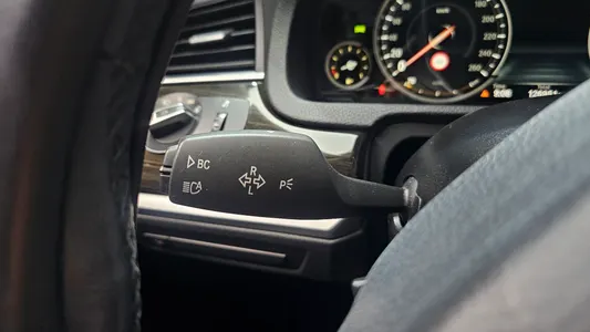 BMW 5 Series GT (F07) GT ED Edition 2015 19