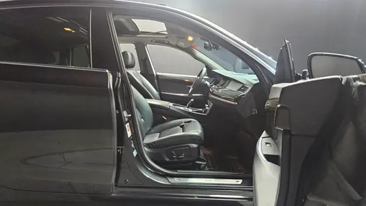 BMW 5 Series GT (F07) GT ED Edition 2015 26