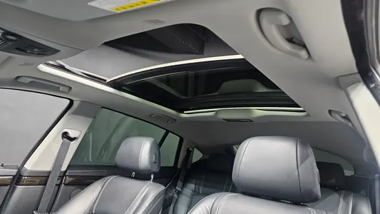 BMW 5 Series GT (F07) GT ED Edition 2015 32