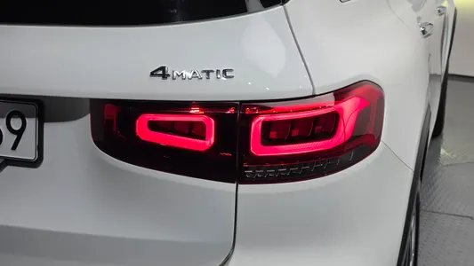 Mercedes-Benz GLB-Class X247 GLB250 4MATIC 2023 23