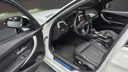 BMW 3 Series (F30) 320d M 2018 9