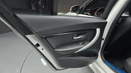 BMW 3 Series (F30) 320d M 2018 25