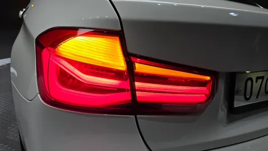 BMW 3 Series (F30) 320d M 2018 23