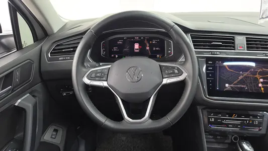 Volkswagen 2 2.0 TDI 4 2023 12