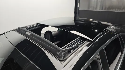 Mercedes-Benz EQS V297 EQS350 2022 32