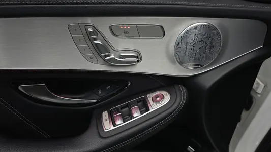 Mercedes-Benz GLC-Class X253 AMG GLC63 4MATIC+ 2018 27
