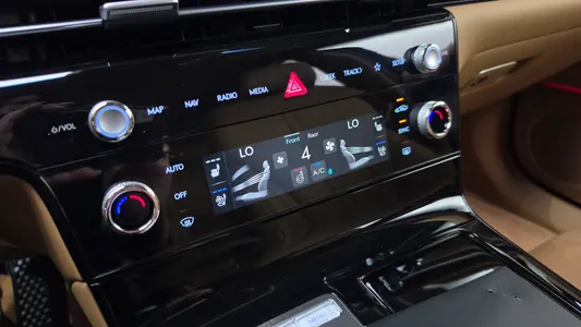 Genesis G80 (RG3) 2.5 AWD 2024 29
