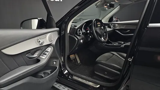 Mercedes-Benz GLC-Class X253 GLC300 4MATIC AMG Line 2019 10
