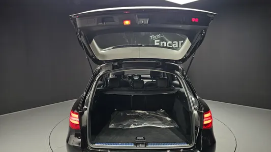 Mercedes-Benz GLC-Class X253 GLC300 4MATIC AMG Line 2019 20