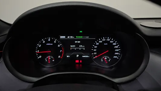 Kia Stinger 2.0 2WD 2017 8