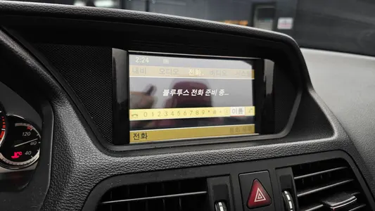 Mercedes-Benz E-Class W212 E350 2011 14