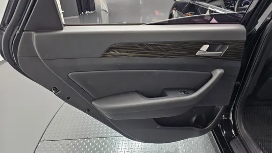 Hyundai LF 1.7 2016 26