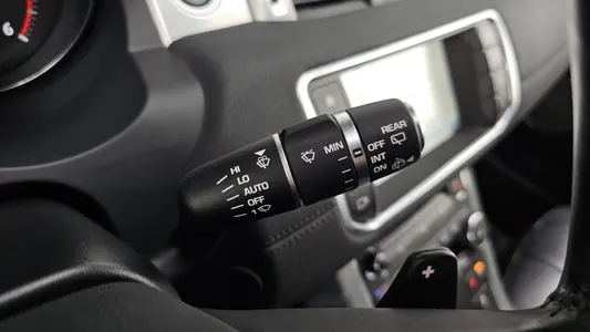 Land Rover 레인지로버 이보크 2.0 TD4 SE 2015 27