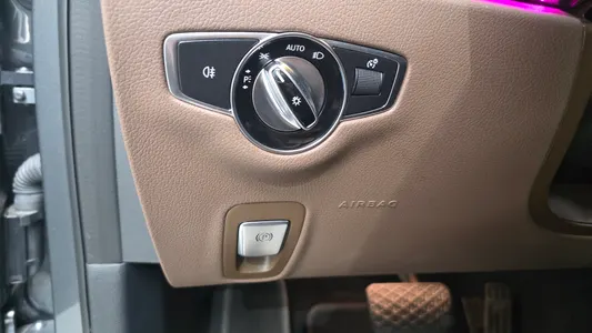 Mercedes-Benz E-Class W213 E250 2021 19