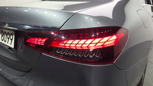 Mercedes-Benz E-Class W213 E250 2021 23