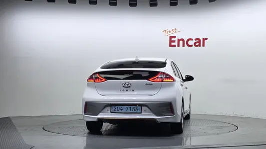 Hyundai 아이오닉 일렉트릭 N 2017 4