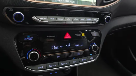 Hyundai 아이오닉 일렉트릭 N 2017 16