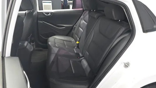 Hyundai 아이오닉 일렉트릭 N 2017 26