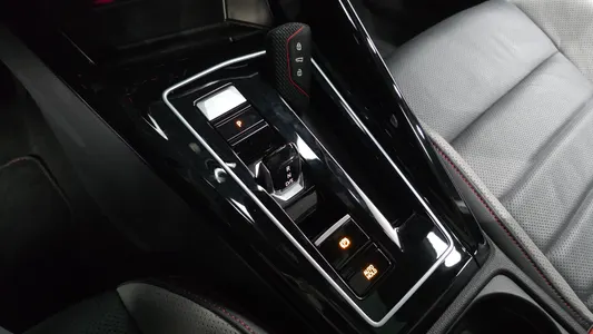 Volkswagen 8 2.0 GTI 2024 9